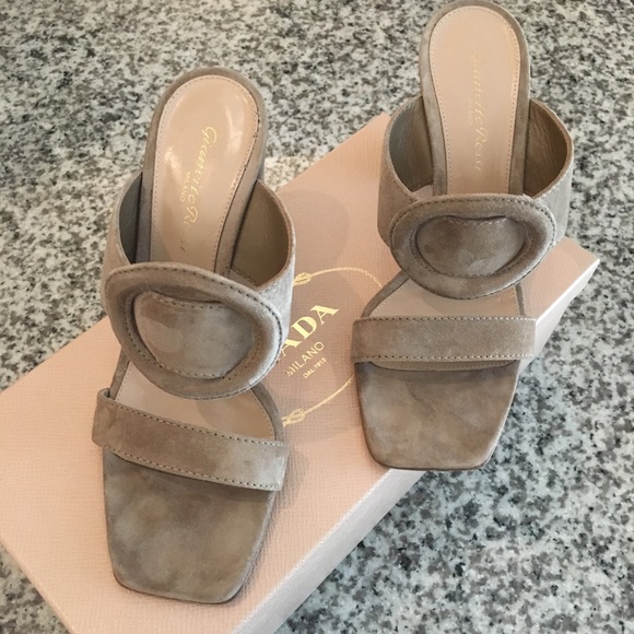 Gianvito Rossi 85mm Suede Slide Sandals - Picture 2 of 8